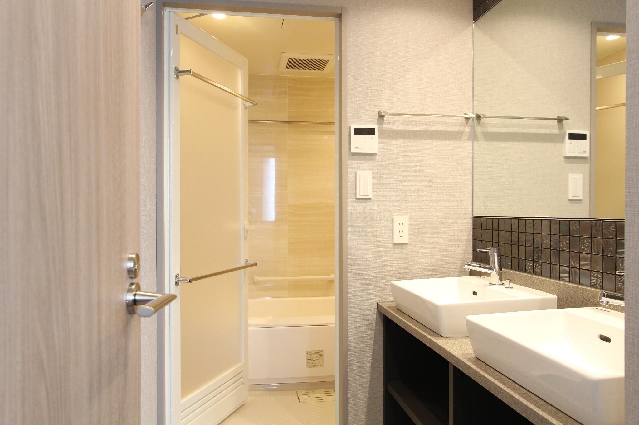 Deluxe Japanese Western Style Room