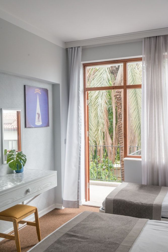 Delight Deluxe Hotel and Spa Economy Room 6