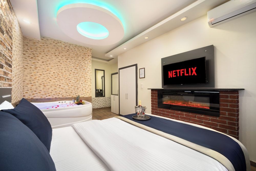 Luxury Studio Suite