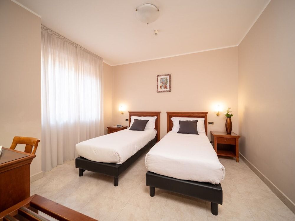 Hotel San Pio Superior Twin Room 2