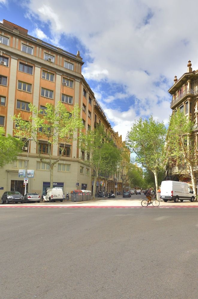 undefined Hostal Girona 9