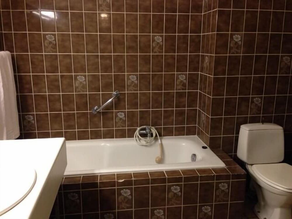 Manhattan Hotel Brussels Quadruple Room 7