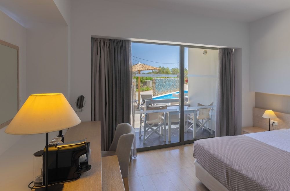 Standard Double or Twin Room, Pool Access