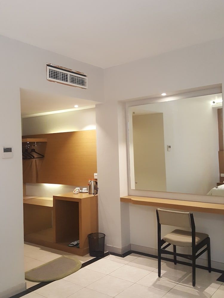 Hotel Kharisma Room (VIP) 7