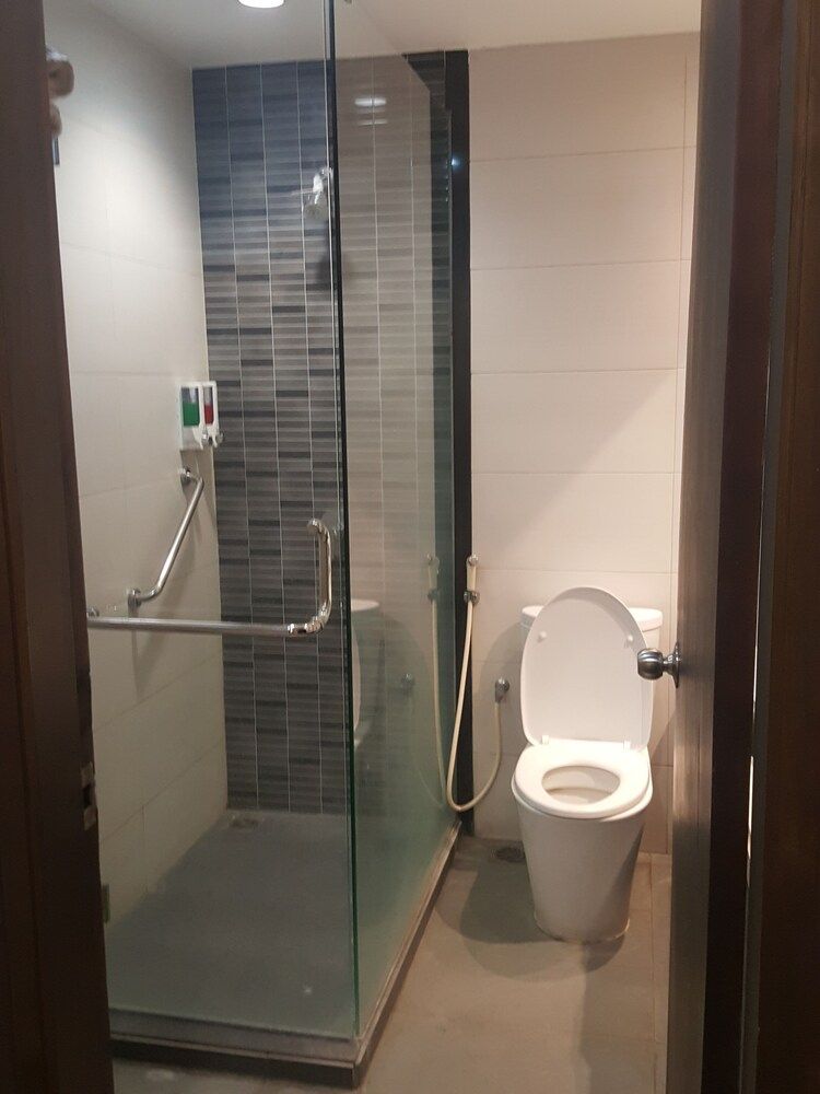 Hotel Kharisma Suite 8