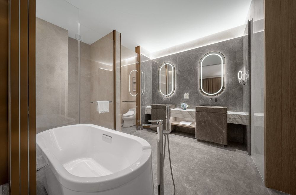 Suite, 1 Bedroom, Smoking (Living Area)