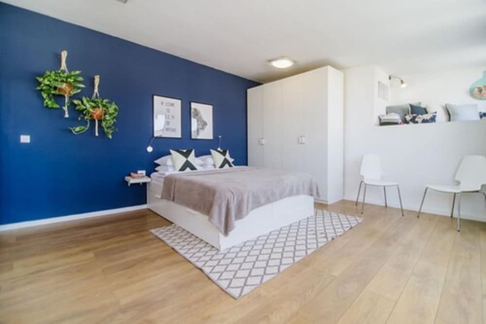 Ben Yehuda Rooftop Apartments One-bedroom apt with 2 balconies