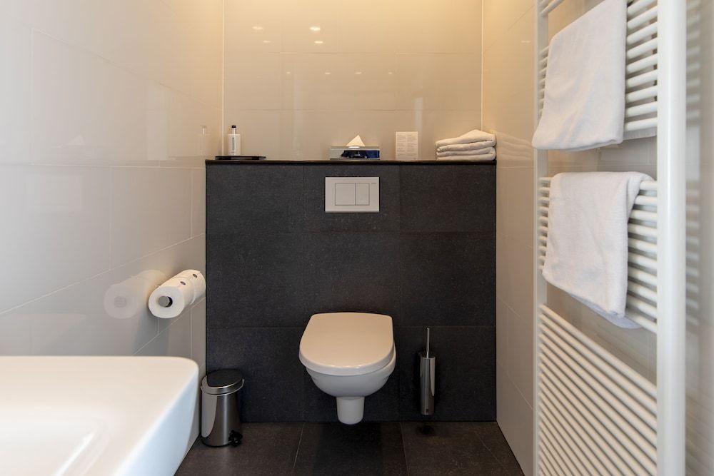 Hotel La Rosa Amsterdam Beach Deluxe Double Room, 1 Queen Bed 9