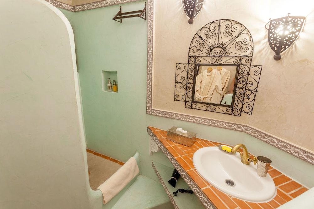 Riad Hart Essoura Superior Triple Room 9