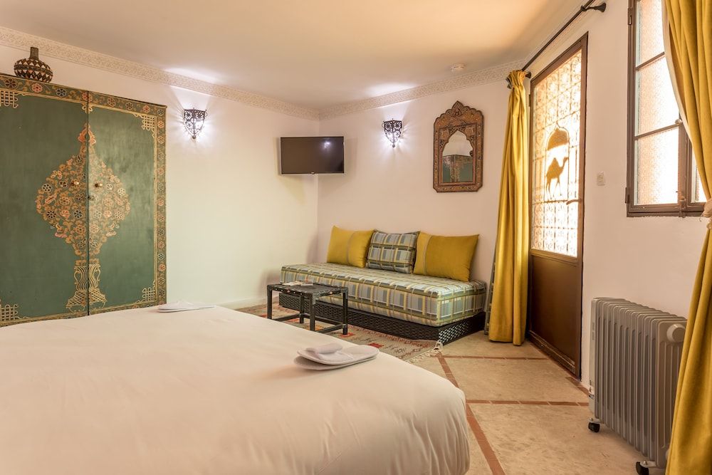 Riad Hart Essoura Superior Triple Room 3