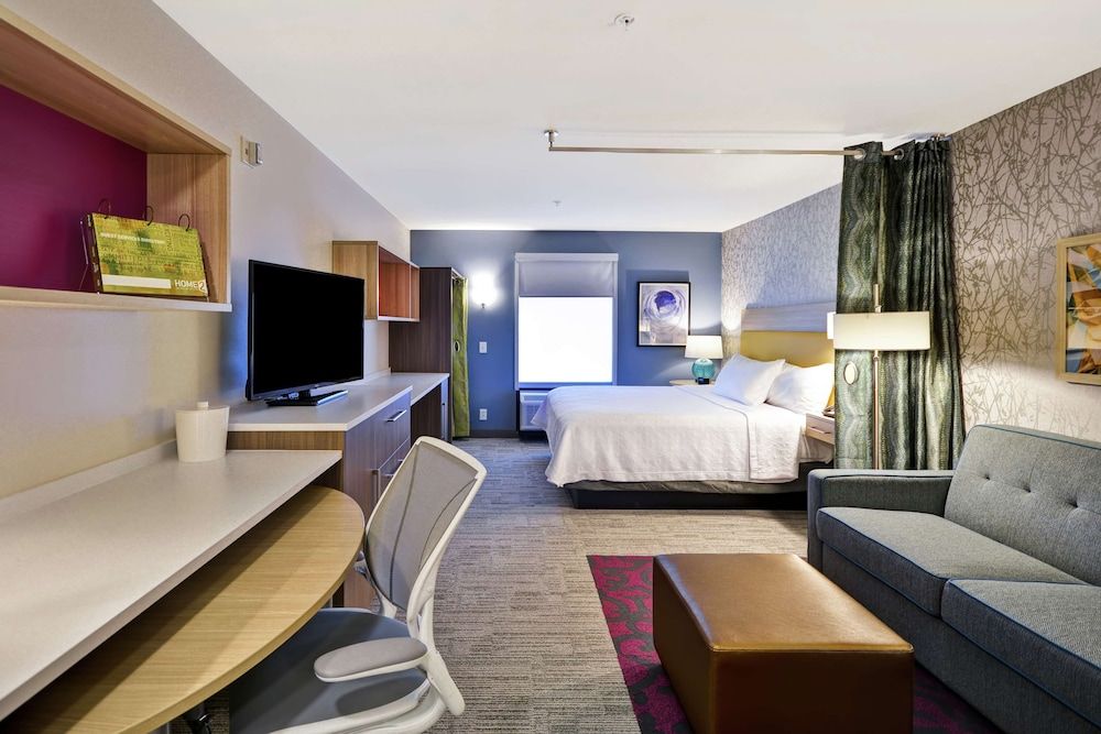 Studio Suite, 1 King Bed, Non Smoking