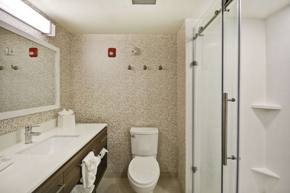 Studio, 2 Queen Beds, Accessible (Hearing)