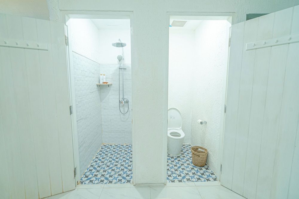 Loccal Collection Hotel Standard Twin Room 4