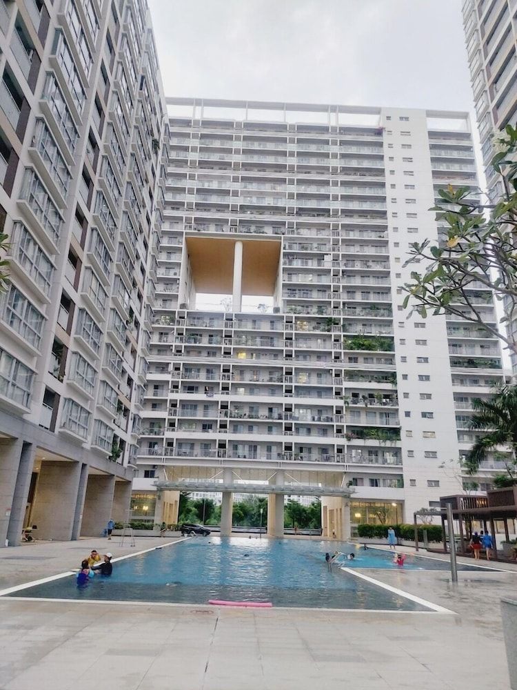 undefined Scenic Valley Suite