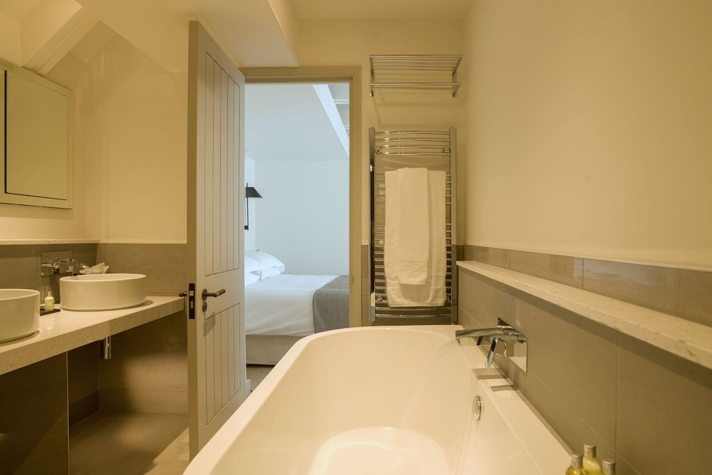 Minster Mill Hotel Junior Suite 4