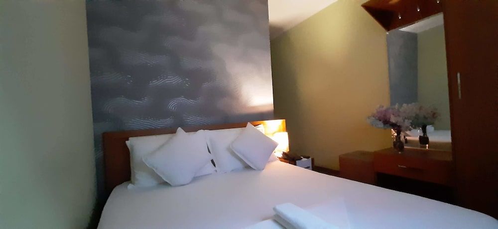 Hotel Bylis Economy Double Room 2