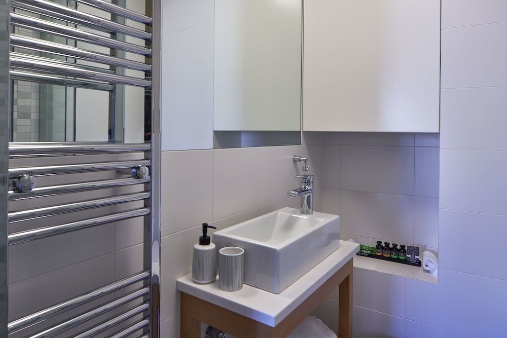 MONO Lofts Loft Suite 5