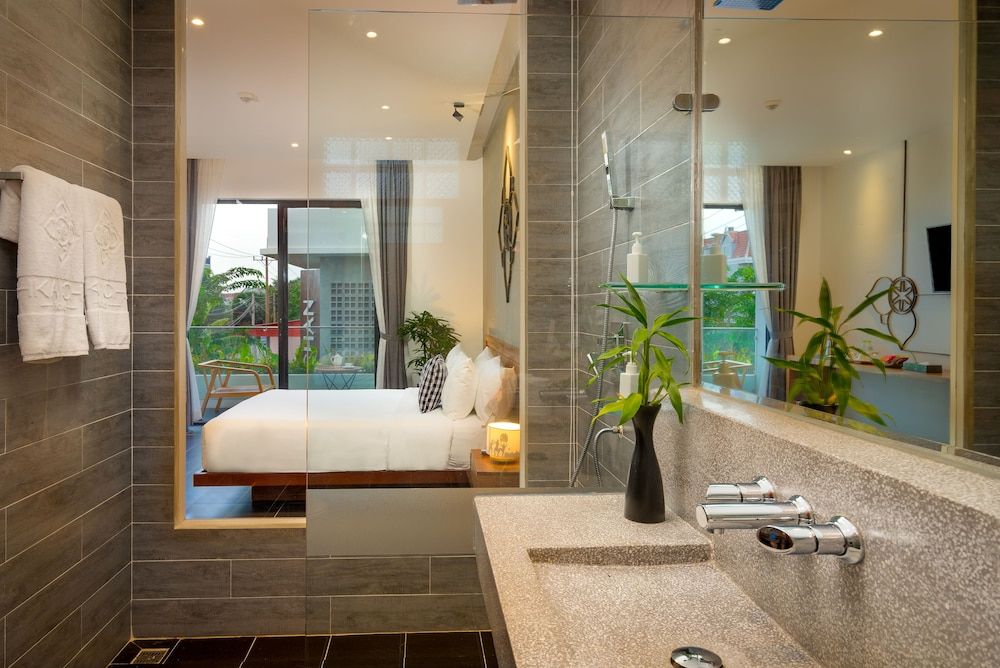 Phka Chan Hotel Deluxe Double with Balcony 8