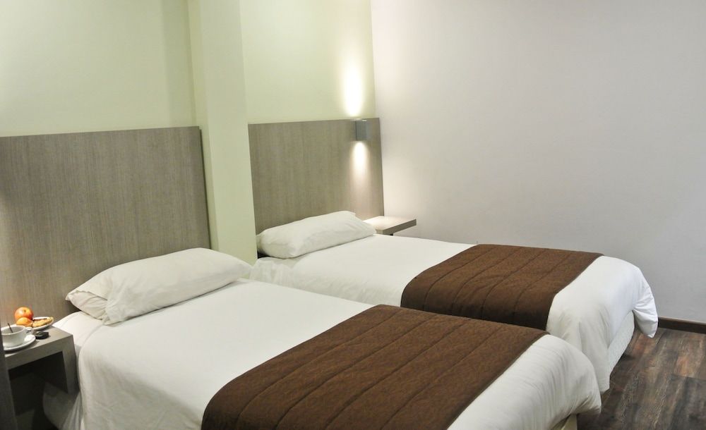 undefined Hotel Elisa Cole