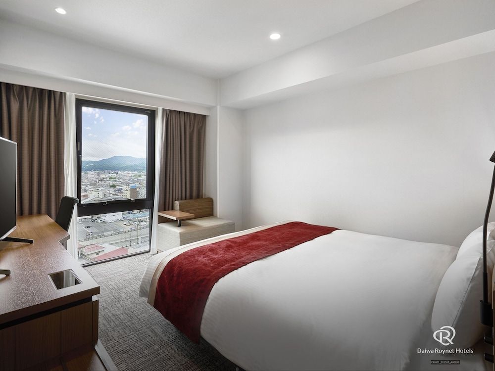 Deluxe Double Room Smoking