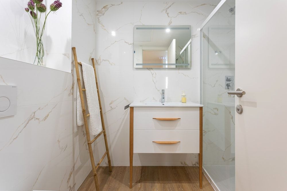 Caleyro Boutique Apartments - Parking incluido Family Apartment, 2 Bedrooms, Terrace 3