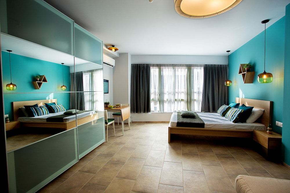 Emerald Suite Signature Studio (1) 7