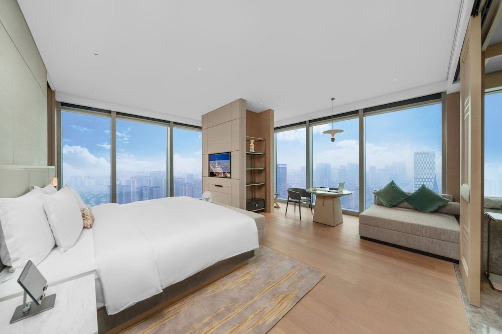 Executive Suite with Healing Pool