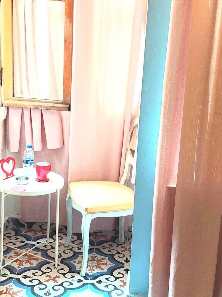 La Bella Hotel Deluxe Room 9