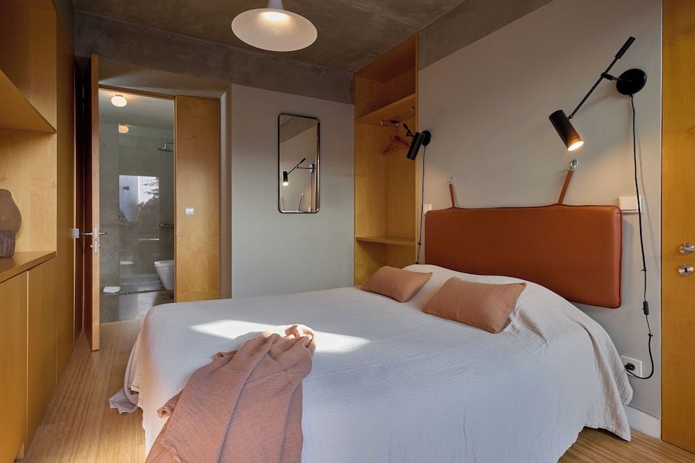 Deluxe Apartment, 2 Bedrooms, Patio (Private Garden)