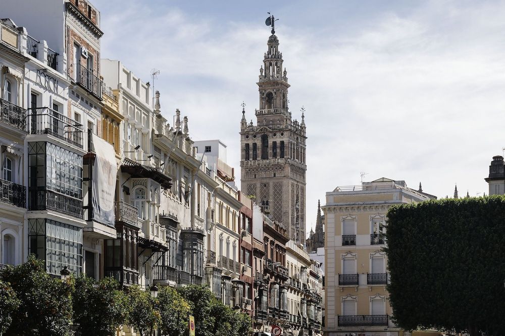 Puerta Catedral Holiday Suites Design Studio Suite, Balcony 5