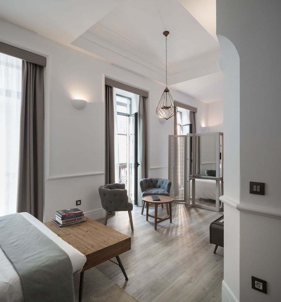 Puerta Catedral Holiday Suites Design Studio Suite, Balcony 11