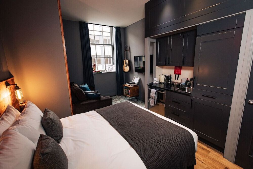 Exclusive Studio Suite