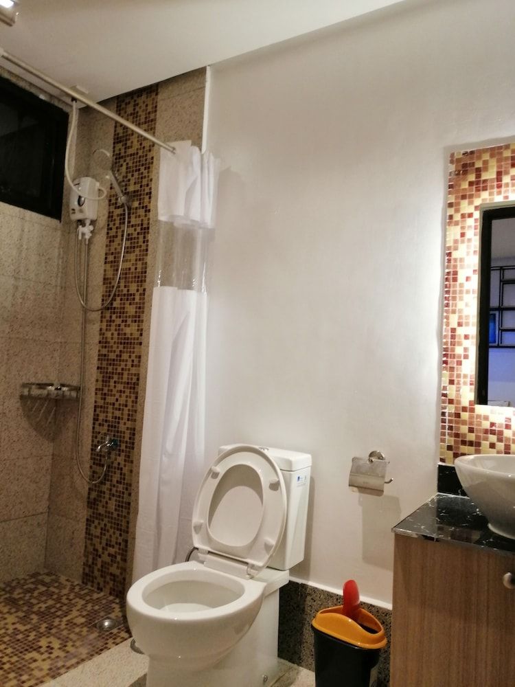 Hotel Rupert A Baler Economy Twin Room, 2 Twin Beds 4