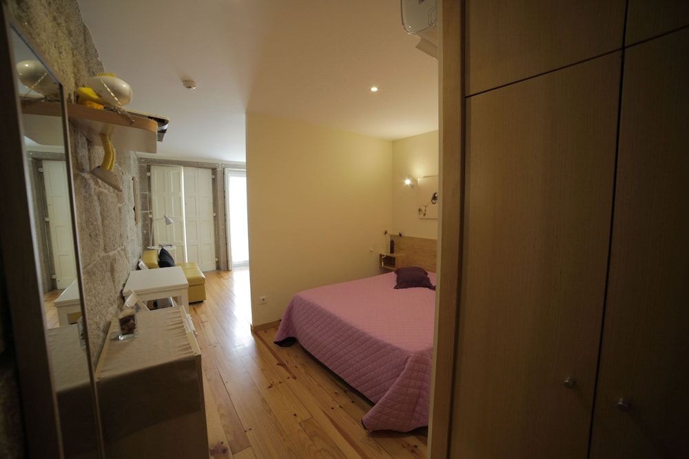 undefined Cedofeita Back Garden 10