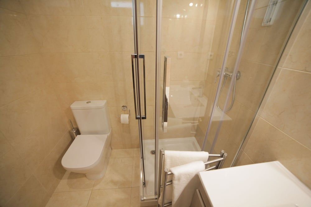 Cedofeita Back Garden Standard Studio, 1 Double Bed, City View (3F) 6