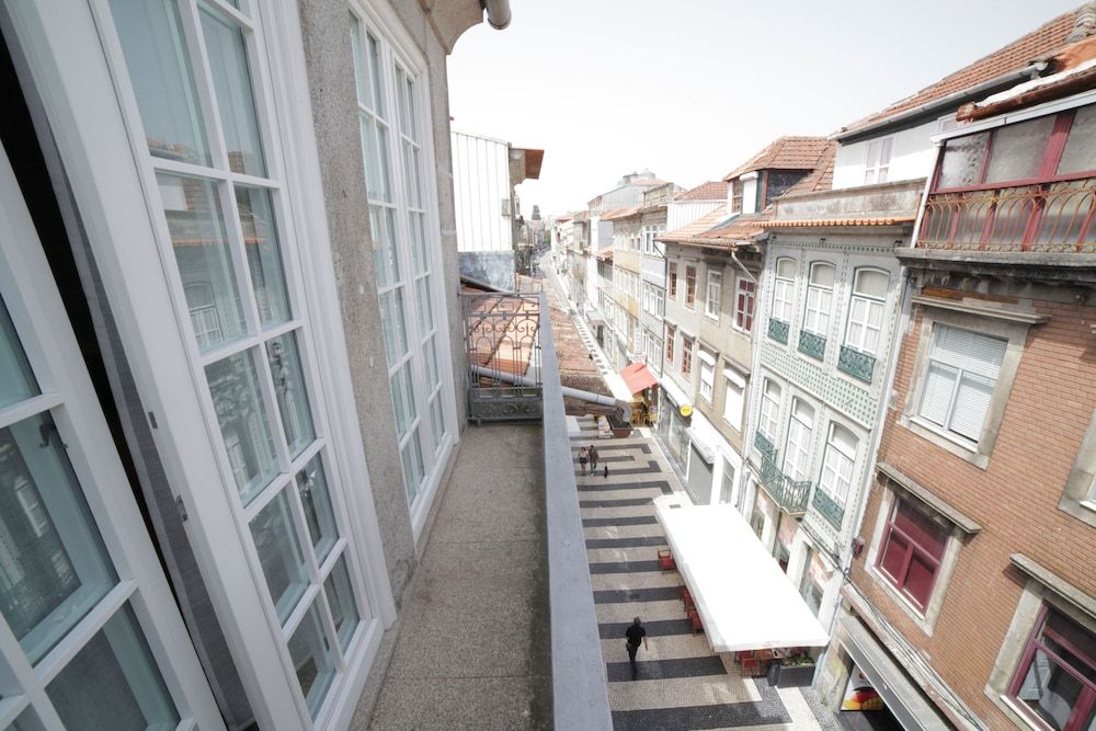 undefined Cedofeita Back Garden 6