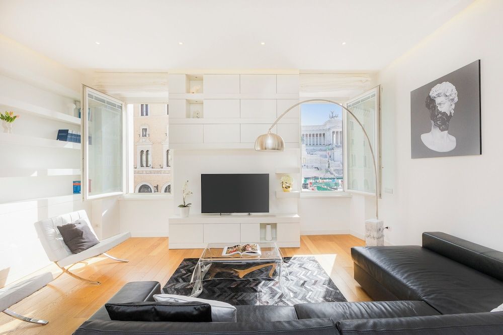 undefined Amazing Vittoriano 2