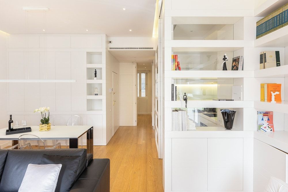 undefined Amazing Vittoriano 9