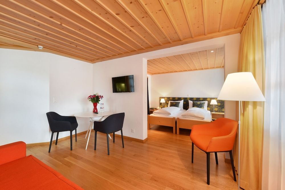 Junior Suite (Deluxe South)