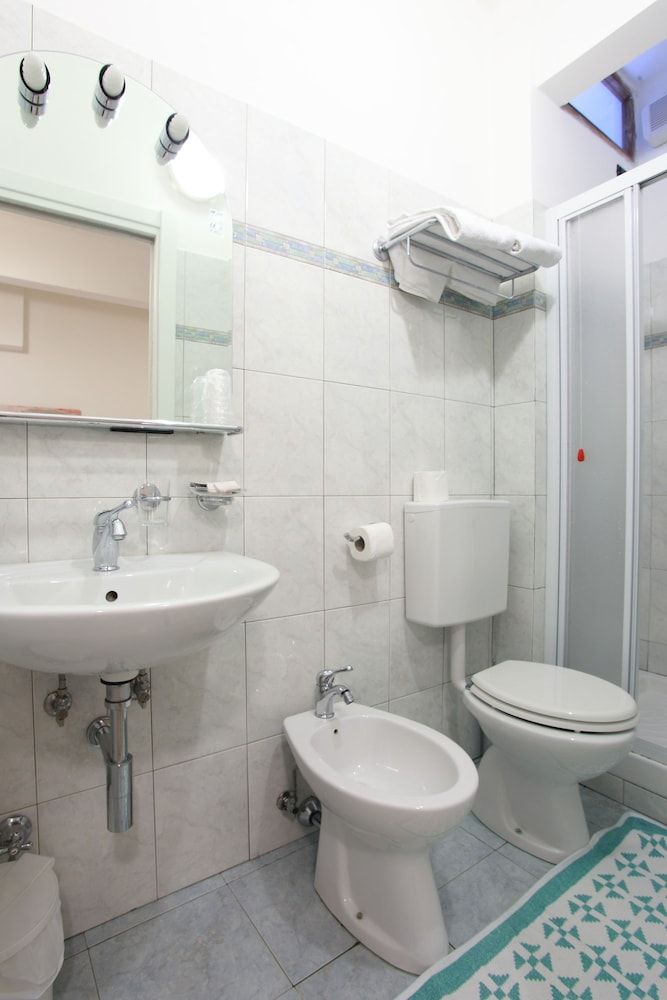 Albergo Al Carugio Basic Double Room, 1 Queen Bed 8