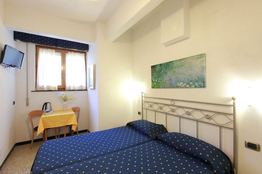 Albergo Al Carugio Basic Double Room, 1 Queen Bed 2