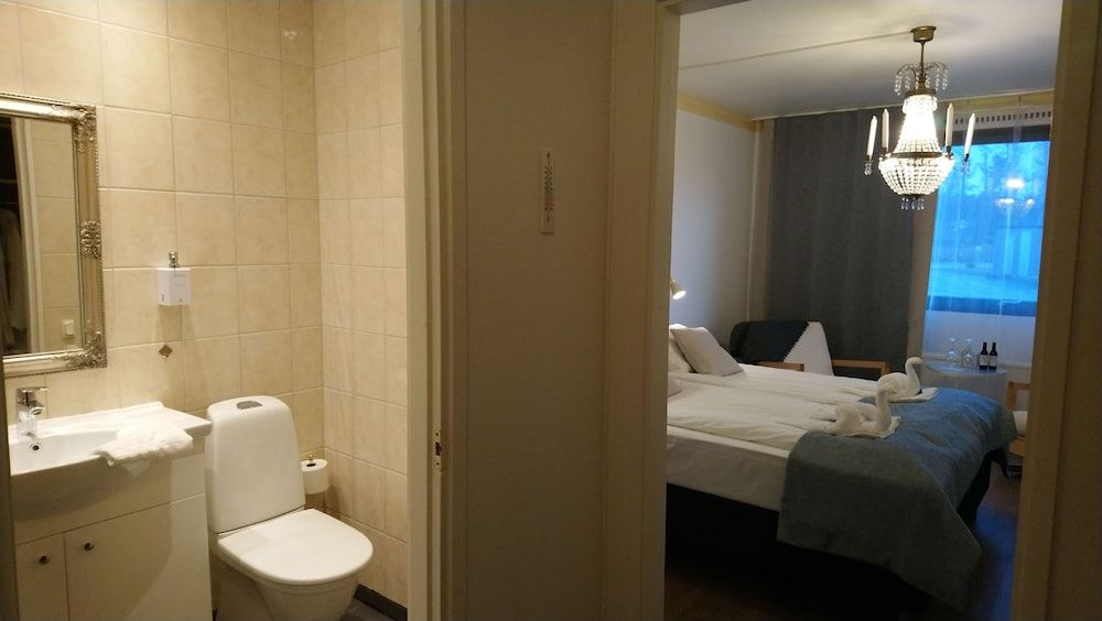 Hotell Wettern Standard Room (Lake or Courtyard view) 25