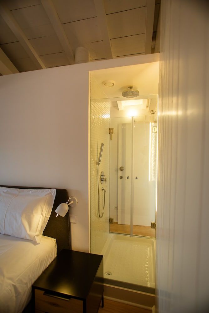 Porto & Douro Best Views by Porto City Hosts Superior Studio, 1 Double Bed, Non Smoking, River View (5) 9