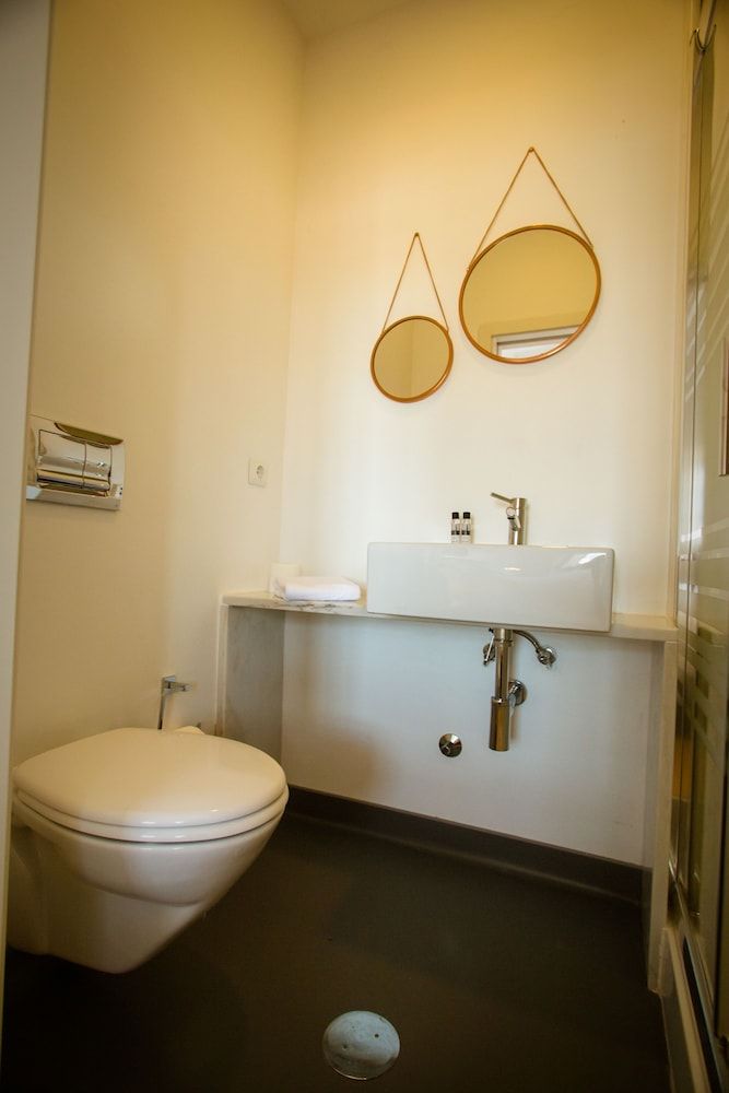 Porto & Douro Best Views by Porto City Hosts Panoramic Studio, 1 Double Bed, Non Smoking, River View (2) 7