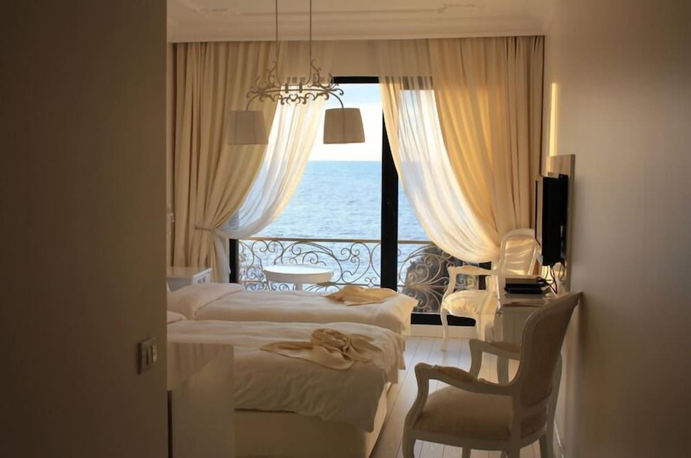 Bab-i Zer Konaklama Ve Restoran Standard Double Room 3