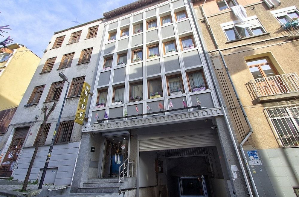 undefined Wide Suites Taksim 6