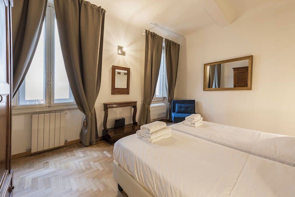 Santa Croce Retreat by MMega Comfort Apartment, 2 Bedrooms, Non Smoking 2