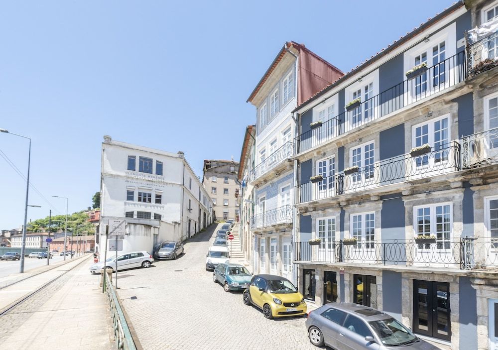 undefined Miragaia Riverside Suites. 6