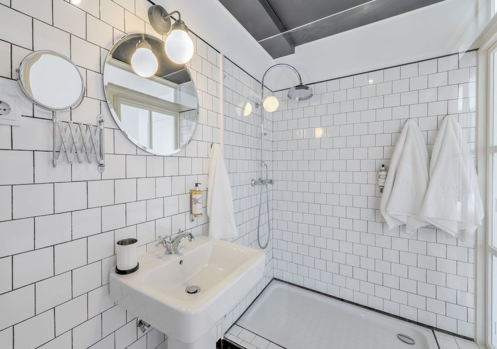 Miragaia Riverside Suites. Deluxe Double Room, Balcony, River View 8