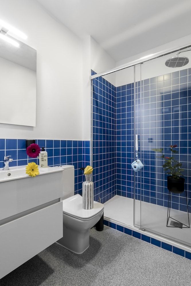 undefined Bob W Madrid Atocha 10